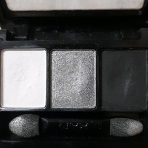 NYX Eyeshadow Pallet