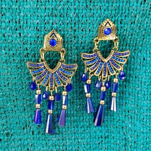 Earrings, Mangtika And Brooch