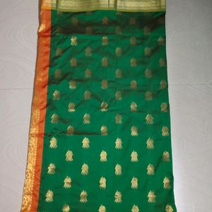 Green 💚 Pattu Saree With Blouse