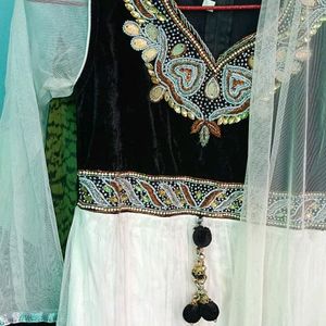 ANARKALI EMBROIDERED SUIT SET WITH DUPATTA&LEGGI