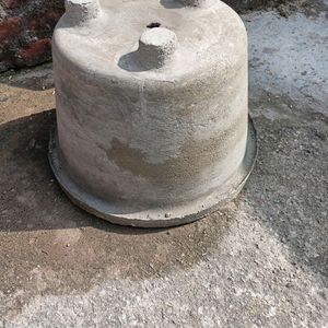 Cement Flower Pot (Gamla)