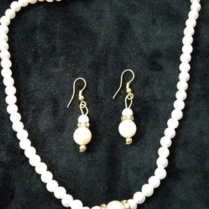 Pearl Chain With Earrings 🤩