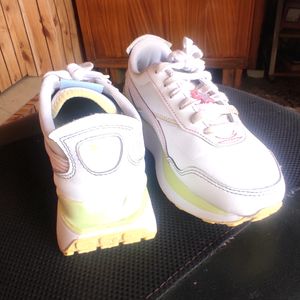 Puma Sport Shoes With Charms,  Size 4, 37, 23 Cm