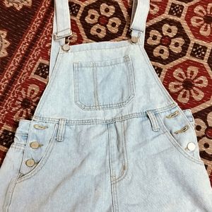 A Short Denim Dungri