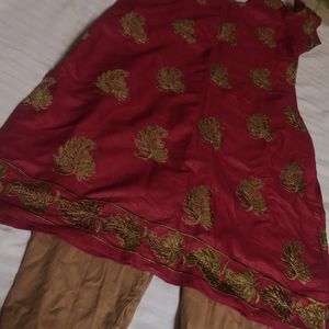 NEW STICHED KURTA WITH LEGGING