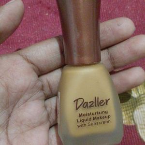 Dazzler moisturizing Liquid Makeup With Foundation