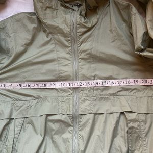 Columbia Light Jacket