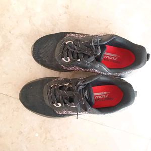 Red Tape Unisex Shoes