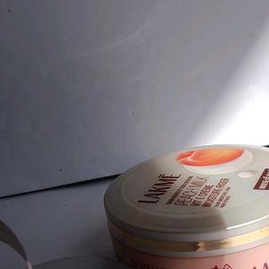 Lakme Peach Milk Moisture