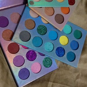 colour bold eyeshadow