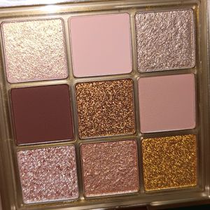 Huda Beauty Gold Obsessions Eyeshadow Palette