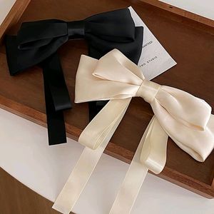 Kawaii Bow Clip