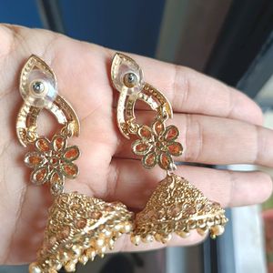 Very Beautiful Jhumkas