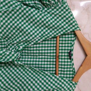 STYLE QUOTIENT CHECKED GREEN & WHITE CROP TOP