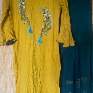 Yellow And Green Kurta Set With Flair Plazzo