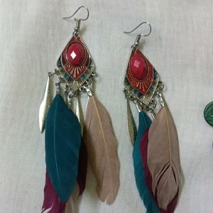 Stylish Neck Piece And Earings