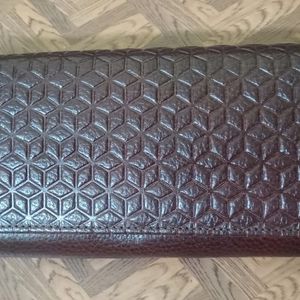 Leather Leadish Hand Clutch