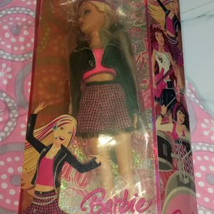 Fashion Fever 2006 Rockstar Barbie 🎸 (Rare)