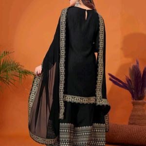 Kurta Sharara Dupatta Set 🤩