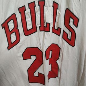 Nike Bulls 23 Drop Shoulder Tshirt Men