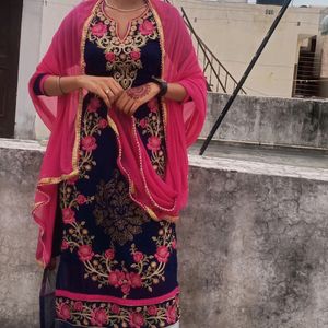 Women Navy Blue Floral Embroidered Jacquard Suit