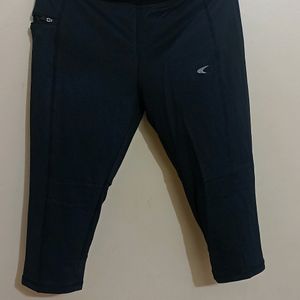 Performax 3/4th Yoga Pant With Side Pocket