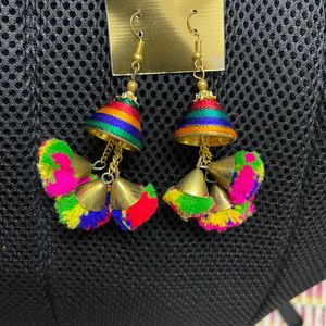 Pom Pom earrings