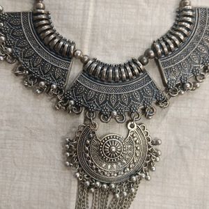 Boho Neckpiece