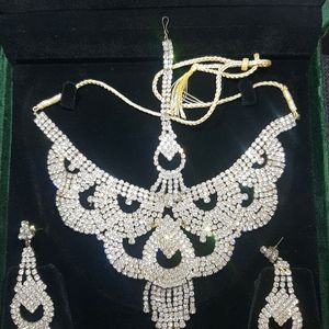 White Colour Jarkan Set With Maang Tikka And Earri