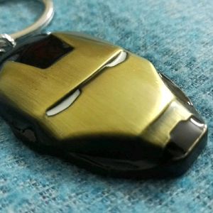 Marvel Iron Man Helmet Metal Keychain