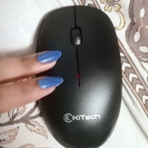 Laptop With Mouse