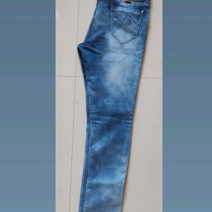 Women High Rise Skinny Fit Blue Jeans