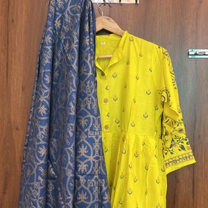 Stylish Yellow Anarkali Kurta With Duppta