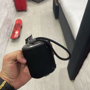 Boat Stone Grenade Speaker