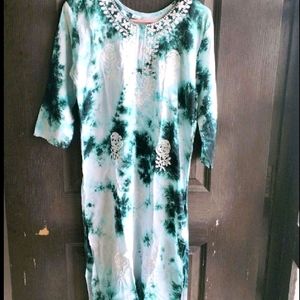 Chikankari Tye And Dye