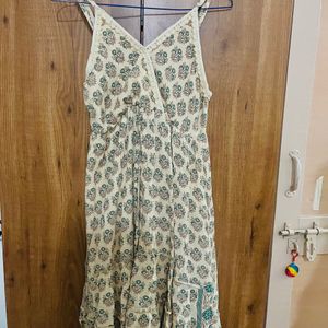 Beige Dress In Good Condition