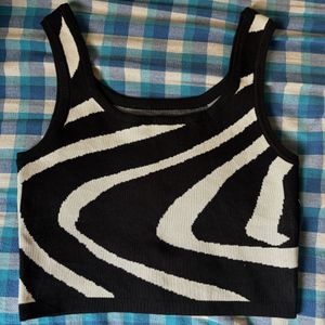 Black And White Stripes Crop Top