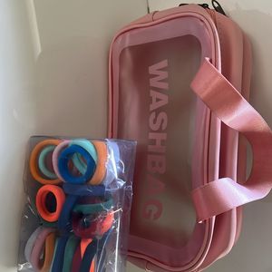 Washbag (makeup Bag)Plus Set Of Rubber Bandds