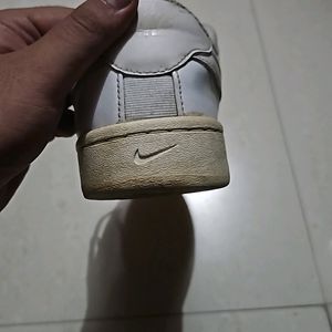 Nike Court Royal Off White Sneakers