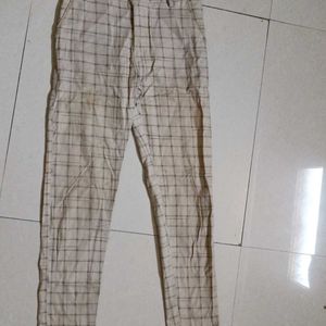 Light Weight Trouser