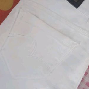 CIRCLE White Jeans Pant