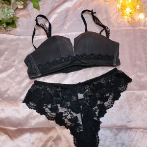 Velvet Bra And Panty Set💥