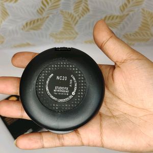 Mac Studio Fix Professional Compact