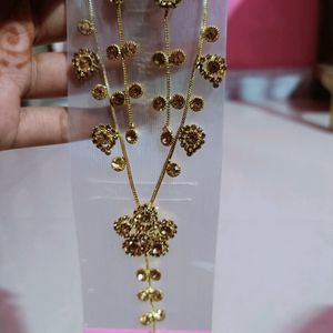 Golden earing and nekles set