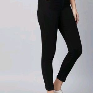 Women High Rise Slim Jeans