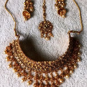 Golden Neckpiece