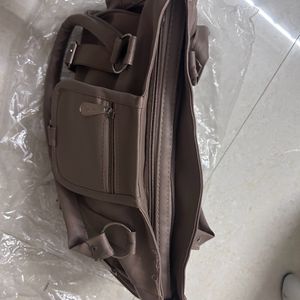 Handbag With Wide Storage