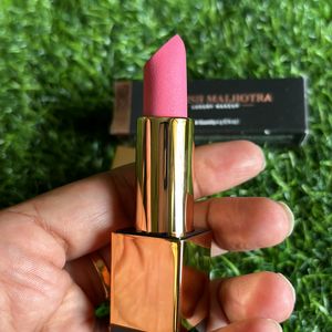 MYGLAMM Manish Malhotra Powder Matte Lipstick