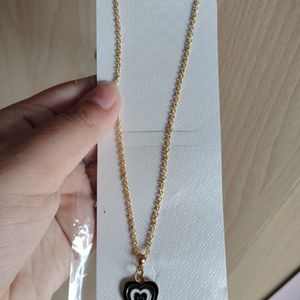 HEART SHAPE NECKLACE 💗