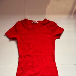 H&M RIBBED TSHIRT- XS